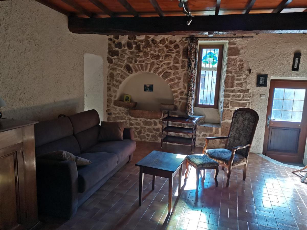 Chez Gilles Math Leilighet Saint-Martin-de-Brômes Eksteriør bilde